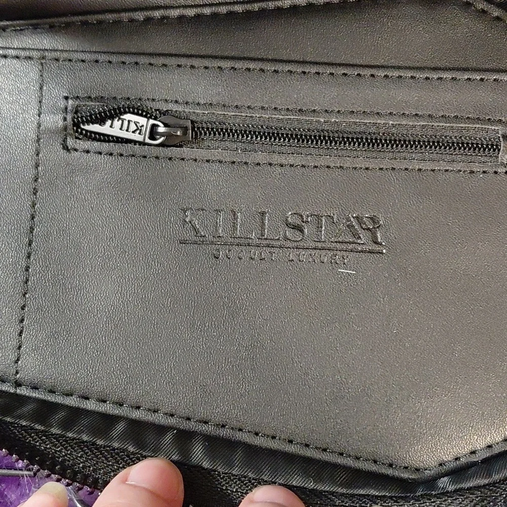 KILLSTAR VAMPIRES KILL COFFIN WALLET BLACK ZIP ROUND CLOSURE CROSS PULL CHARM - Picture 8 of 14